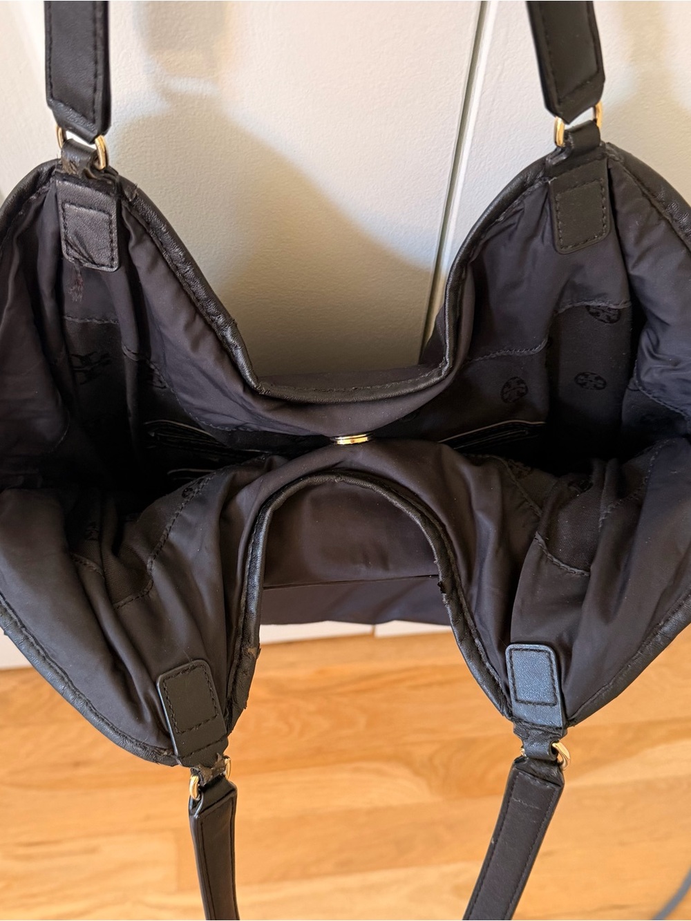 Tory Burch Black Nylon Logo Hobo Tote As-is - Picture 7 of 9